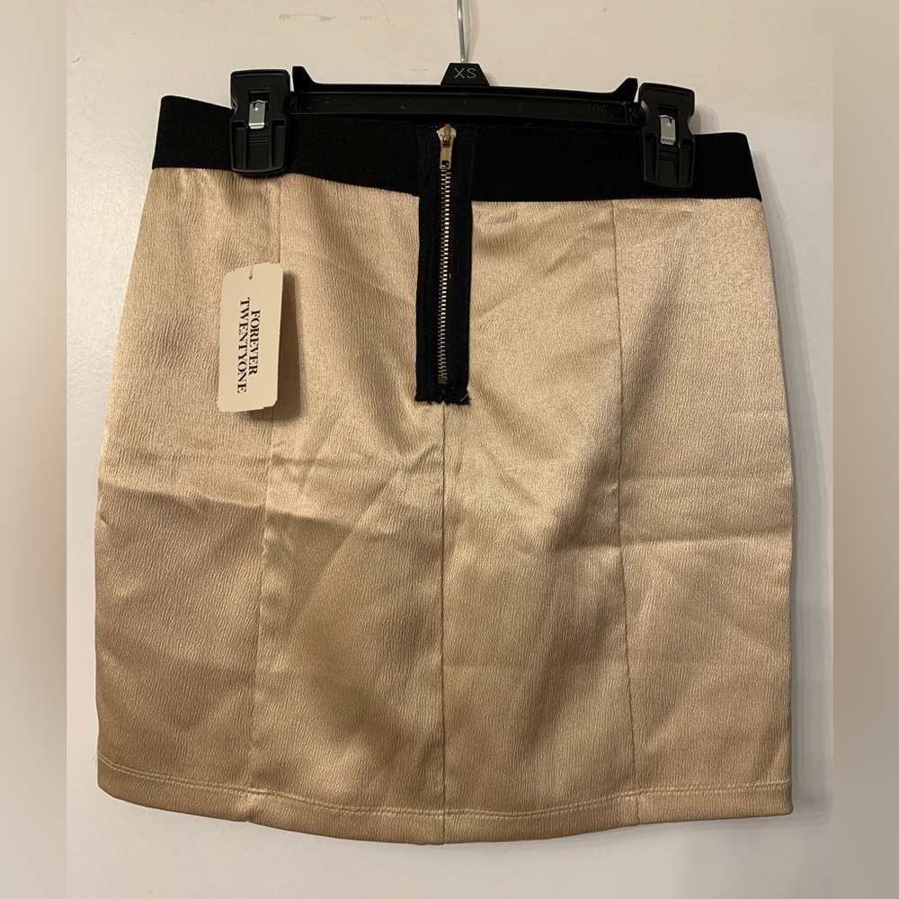Gold Stretch Mini Skirt- Zipper Back- NWT- S